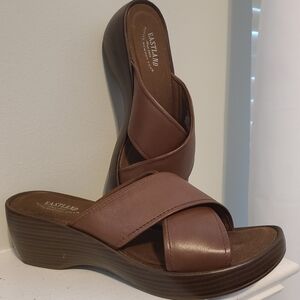 EASTLAND Heeled Sandals Women's Size 10 New in Box